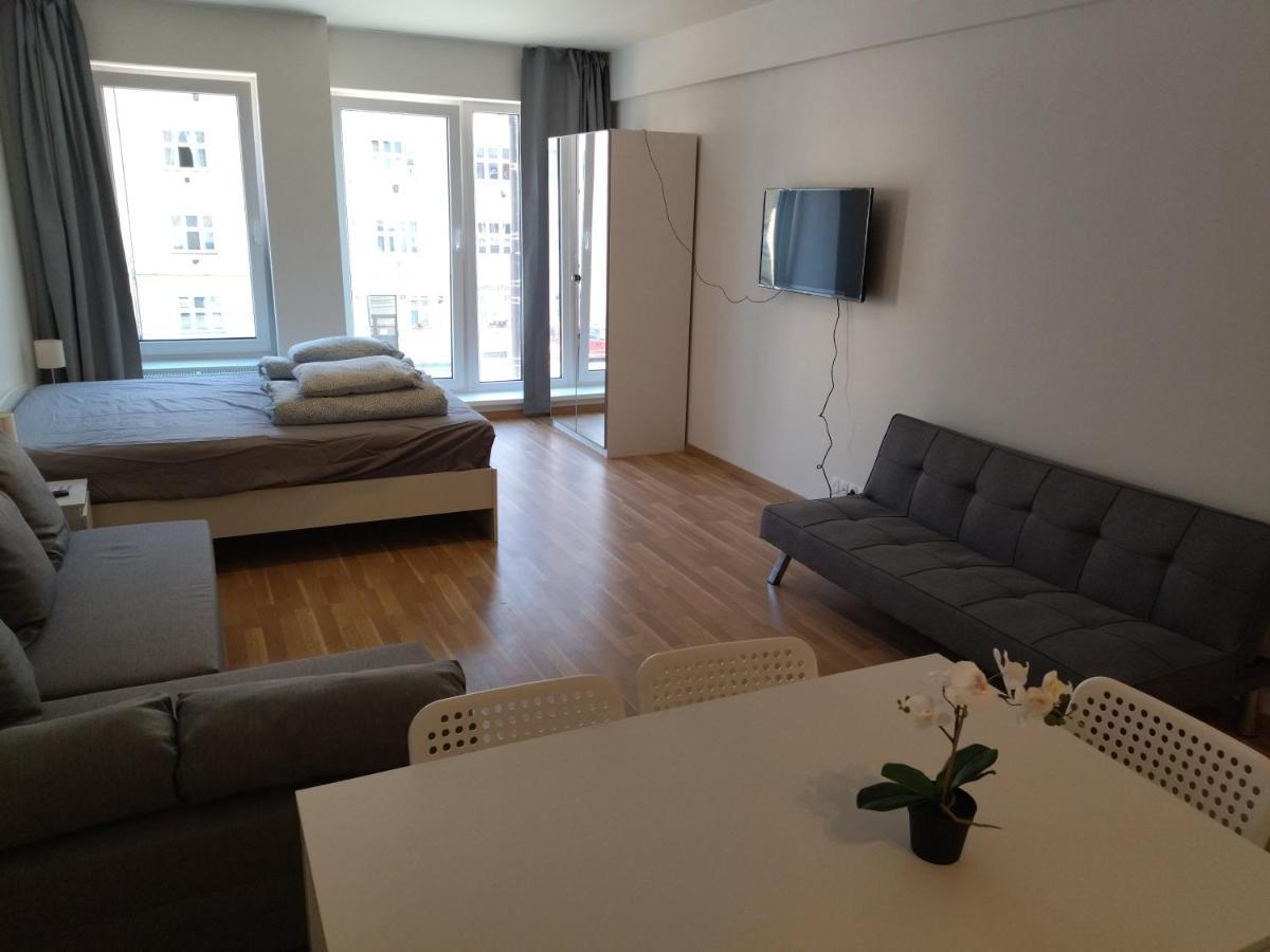 Brand New Two Room Apartment #34 With Free Secure Parking In The Center Прага Екстериор снимка